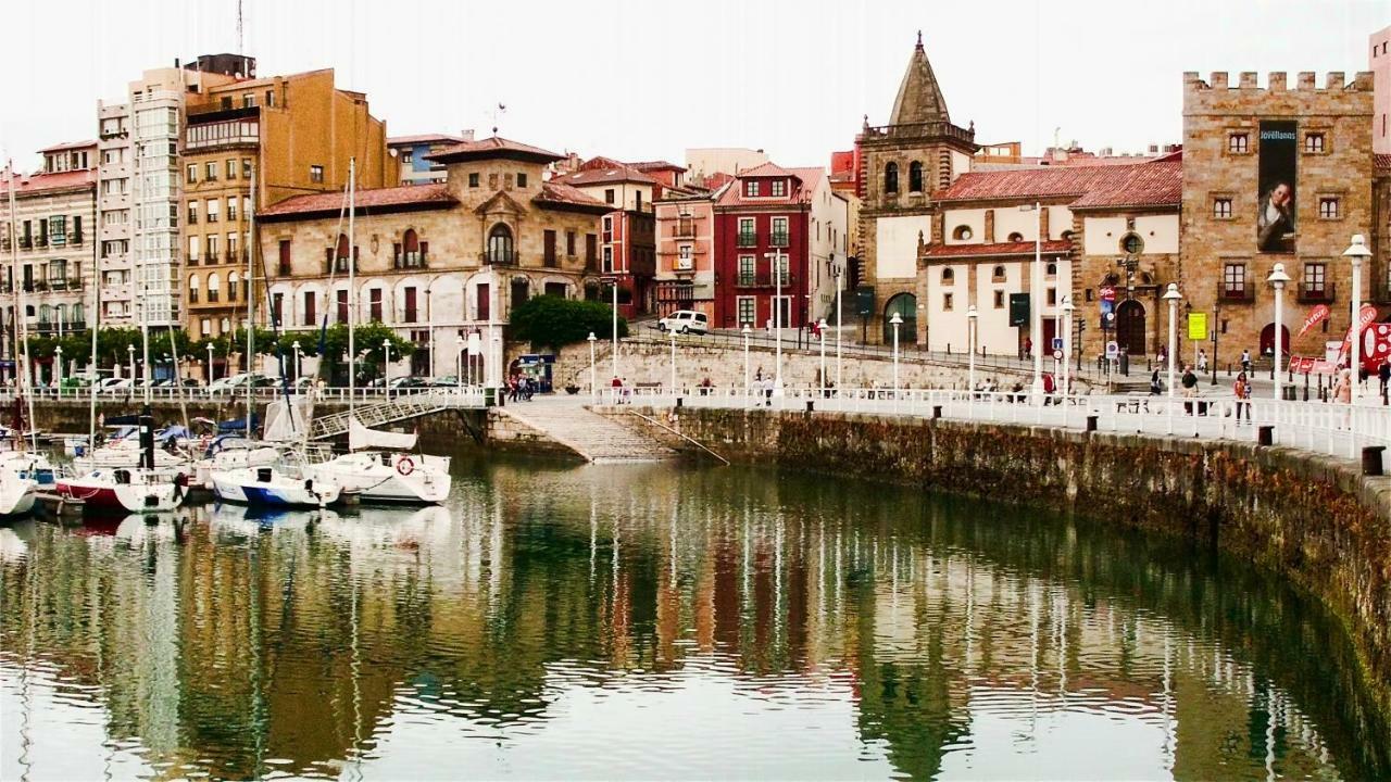 The Old Palace Tower / La Torre Del Palacion Cudillero Exteriér fotografie